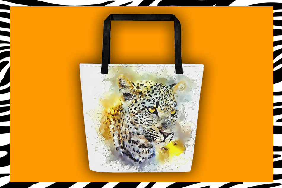 tote bag printed with a leopard